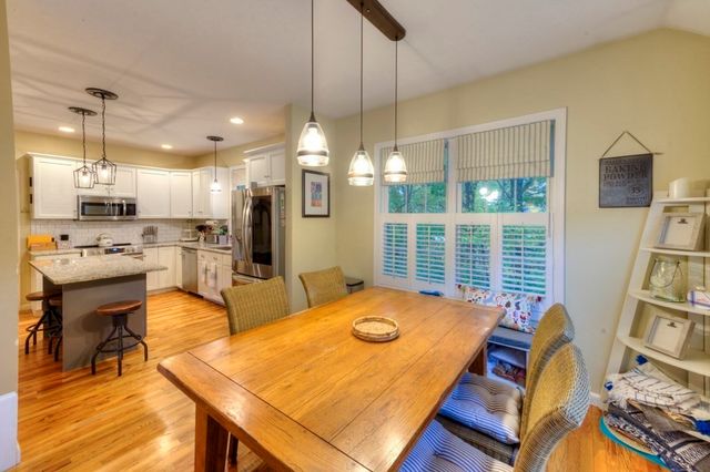5 Quirk Cir, Milford, MA 01757
