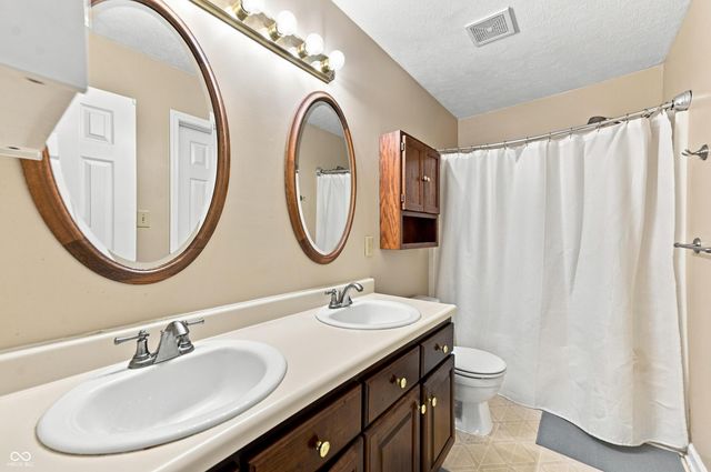10102 Palmaire Place, Fishers, IN 46038