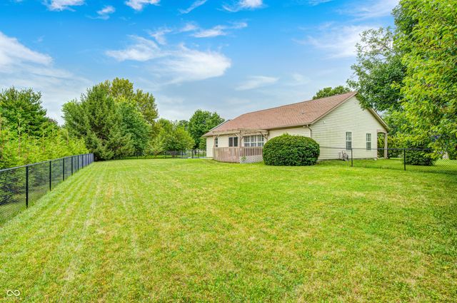 10102 Palmaire Place, Fishers, IN 46038