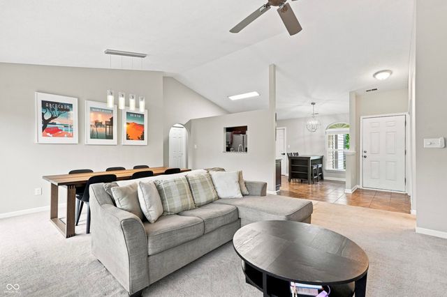 10102 Palmaire Place, Fishers, IN 46038