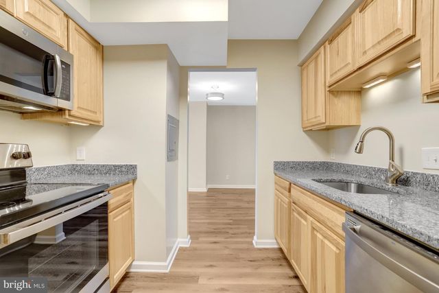 3800 FAIRFAX DR #612, Arlington, VA 22203