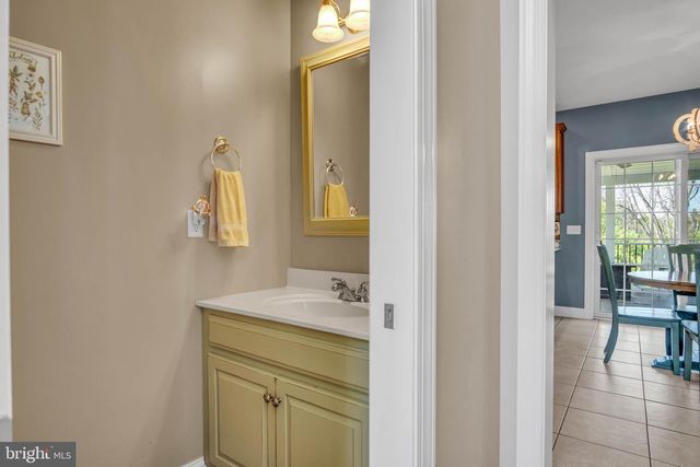 1423 WELLGATE LN, Mechanicsburg, PA 17055