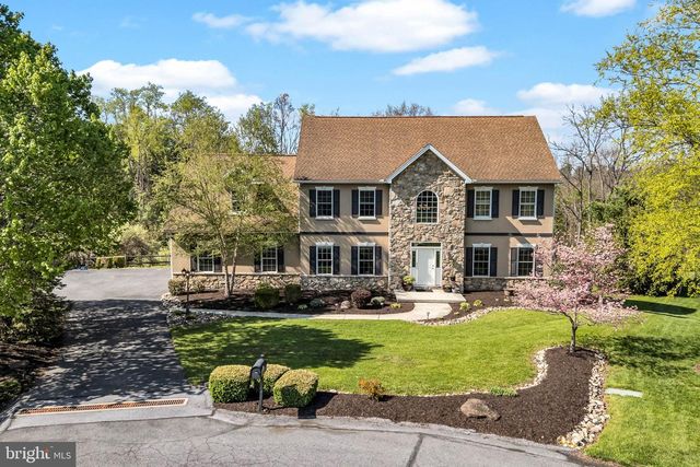 1423 WELLGATE LN, Mechanicsburg, PA 17055