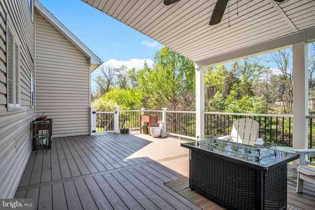 1423 WELLGATE LN, Mechanicsburg, PA 17055