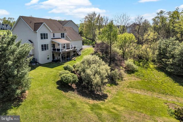 1423 WELLGATE LN, Mechanicsburg, PA 17055