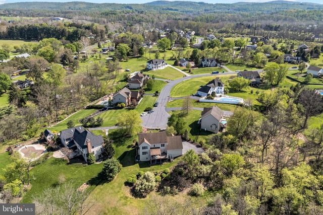 1423 WELLGATE LN, Mechanicsburg, PA 17055