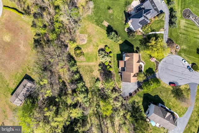 1423 WELLGATE LN, Mechanicsburg, PA 17055