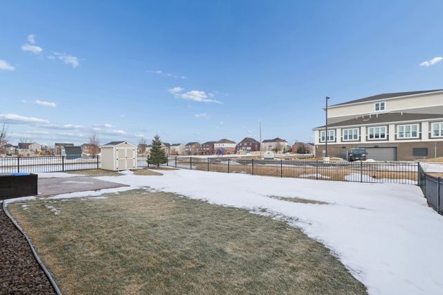 1360 Chestnut Circle, Carver, MN 55315