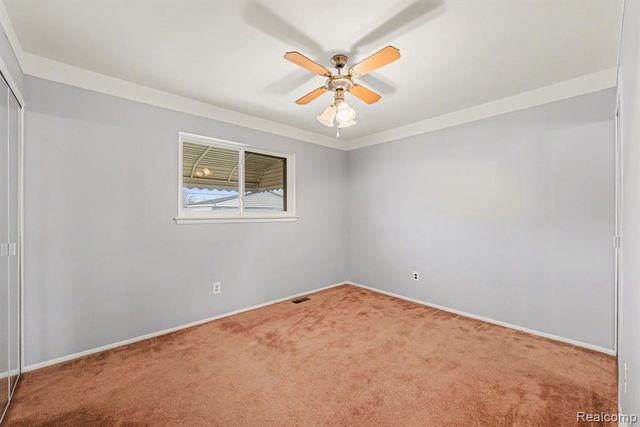 31036 Palomino Drive, Warren, MI 48093