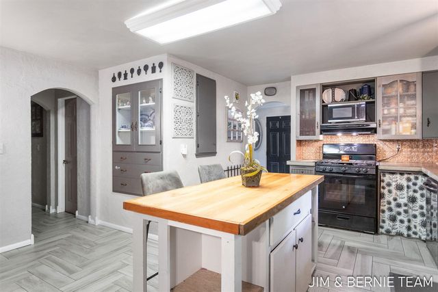 3104 53rd Street, Hamilton, MI 49419