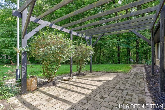 3104 53rd Street, Hamilton, MI 49419