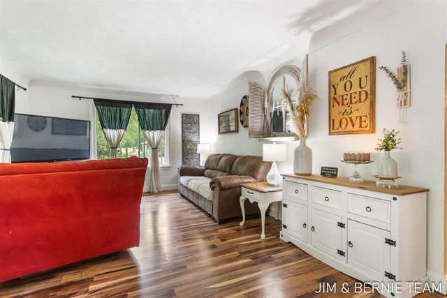 3104 53rd Street, Hamilton, MI 49419