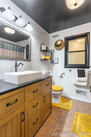 3104 53rd Street, Hamilton, MI 49419