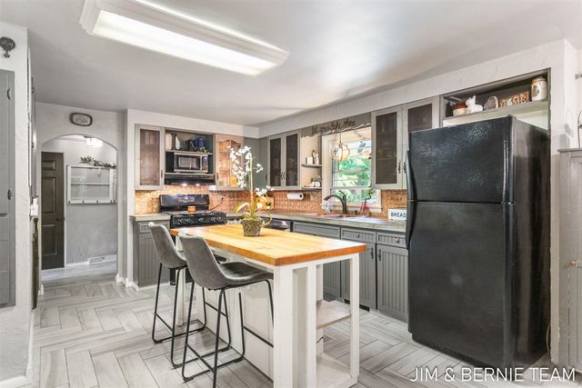 3104 53rd Street, Hamilton, MI 49419