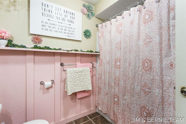 3104 53rd Street, Hamilton, MI 49419