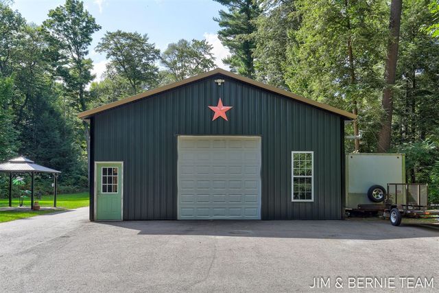 3104 53rd Street, Hamilton, MI 49419