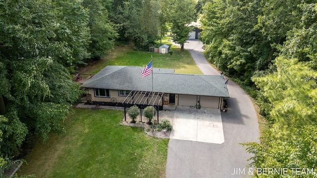 3104 53rd Street, Hamilton, MI 49419