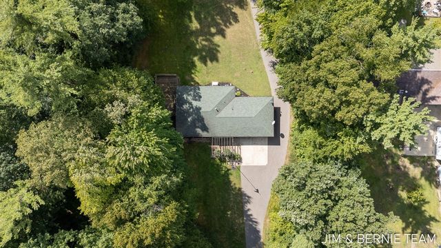 3104 53rd Street, Hamilton, MI 49419