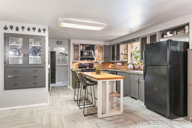 3104 53rd Street, Hamilton, MI 49419