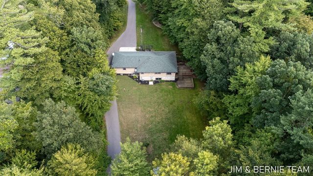 3104 53rd Street, Hamilton, MI 49419