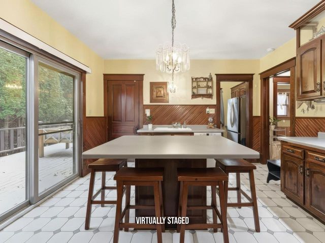 1030 S 21st STREET, Manitowoc, WI 54220