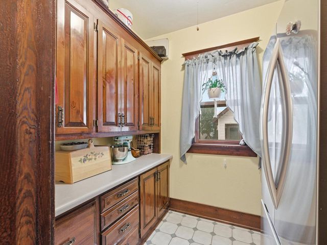 1030 S 21st STREET, Manitowoc, WI 54220