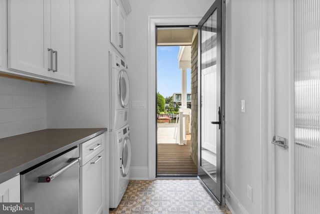 24 BEACON DR, Long Beach Township, NJ 08008