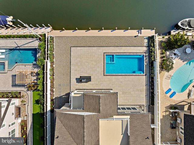 24 BEACON DR, Long Beach Township, NJ 08008