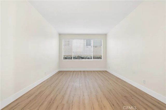 14530 Benefit Street 102, Sherman Oaks, CA 91403