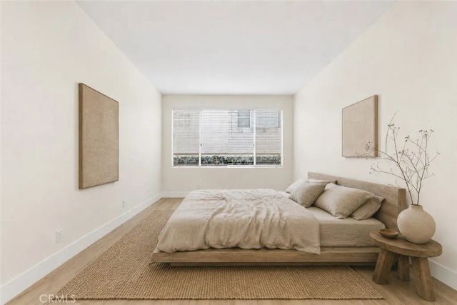 14530 Benefit Street 102, Sherman Oaks, CA 91403