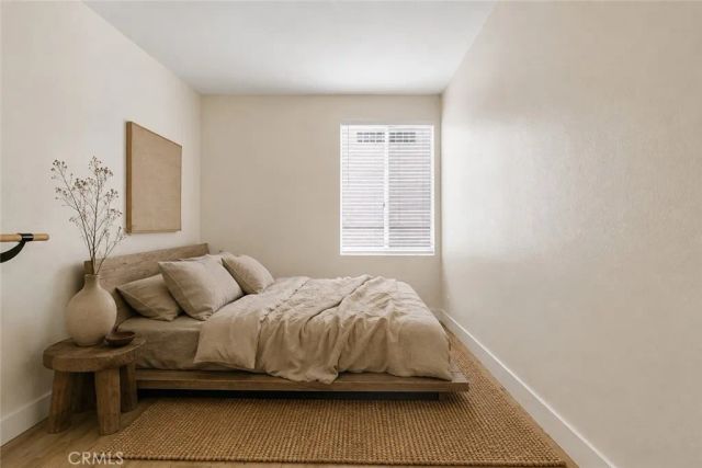 14530 Benefit Street 102, Sherman Oaks, CA 91403