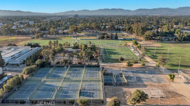 14530 Benefit Street 102, Sherman Oaks, CA 91403