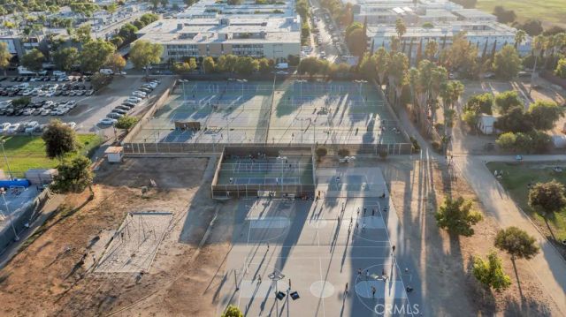 14530 Benefit Street 102, Sherman Oaks, CA 91403
