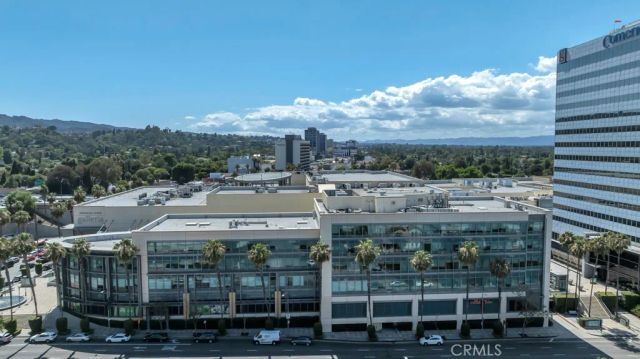 14530 Benefit Street 102, Sherman Oaks, CA 91403