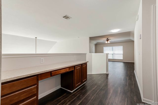 922 Desert Bluff, San Antonio, TX 78258