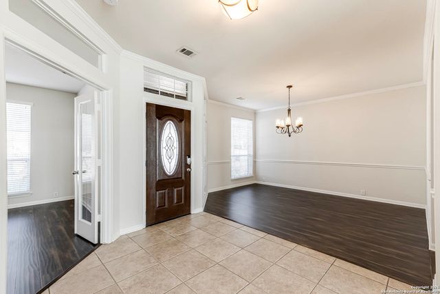 922 Desert Bluff, San Antonio, TX 78258