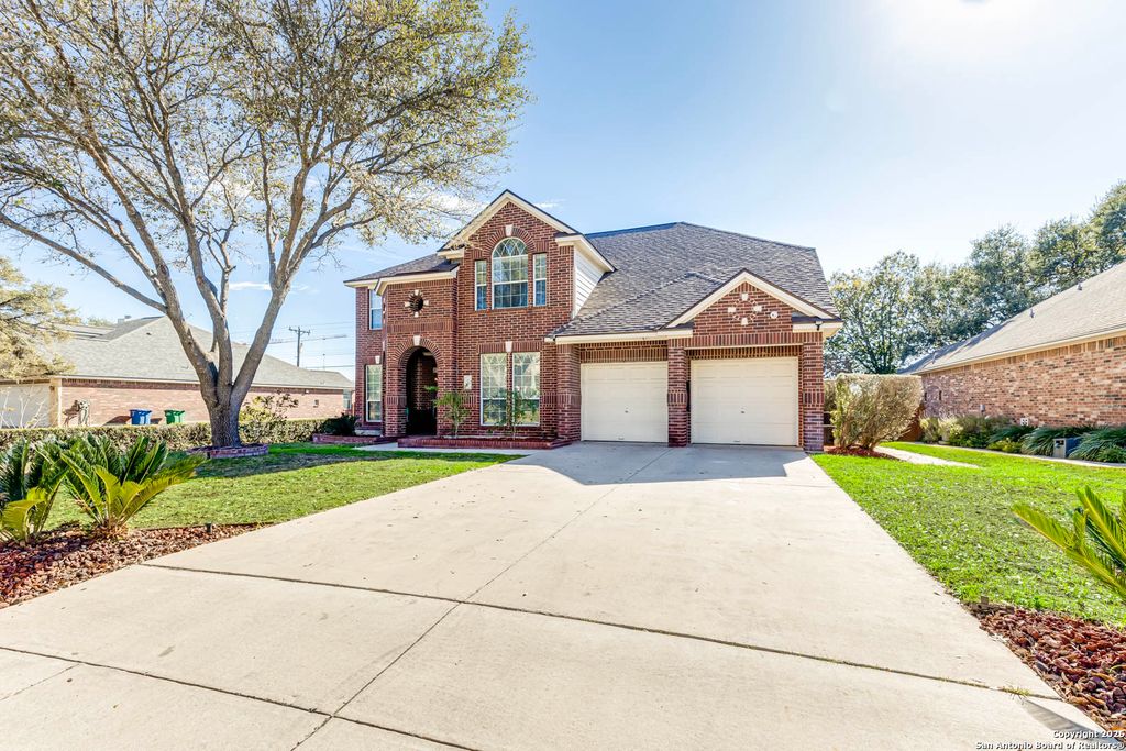 922 Desert Bluff, San Antonio, TX 78258