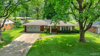 312 Longview Drive, Belleville, IL 62223