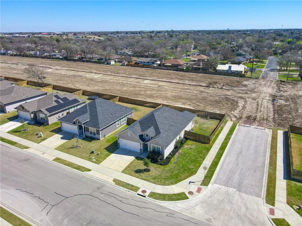 2406 Lightfoot Lane, Bryan, TX 77803 — photo 4