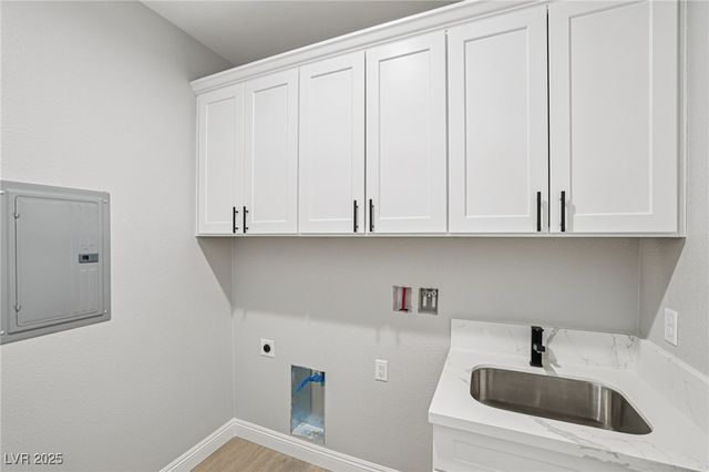 6761 South Sandpebble Street, Pahrump, NV 89061