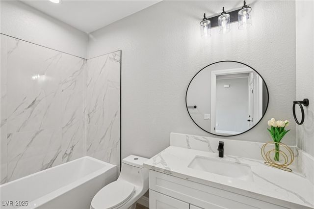 6761 South Sandpebble Street, Pahrump, NV 89061