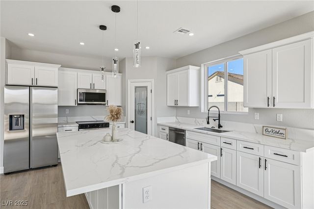 6761 South Sandpebble Street, Pahrump, NV 89061