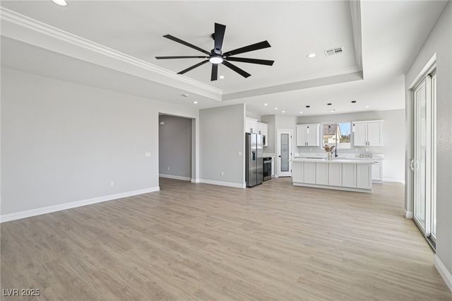 6761 South Sandpebble Street, Pahrump, NV 89061