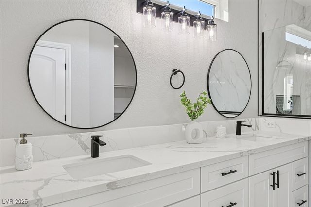 6761 South Sandpebble Street, Pahrump, NV 89061