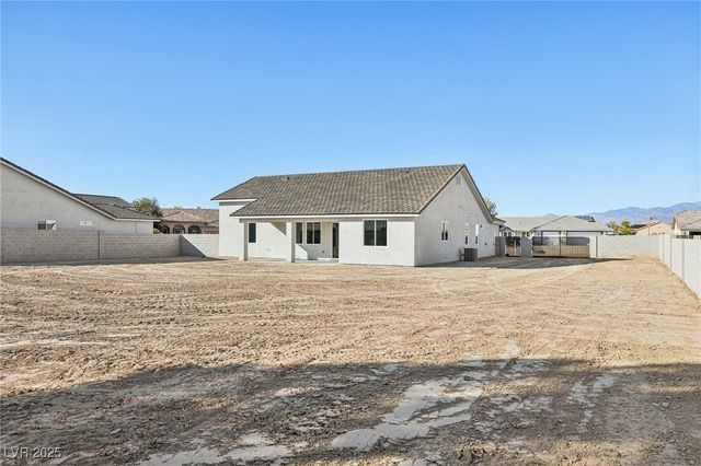 6761 South Sandpebble Street, Pahrump, NV 89061