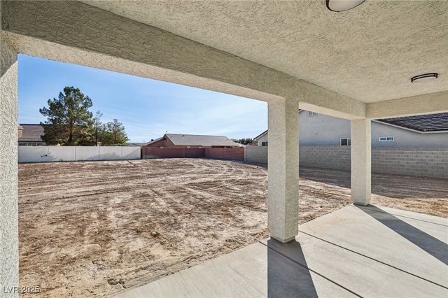 6761 South Sandpebble Street, Pahrump, NV 89061