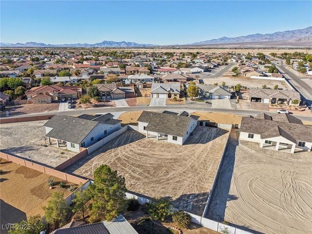 6761 South Sandpebble Street, Pahrump, NV 89061