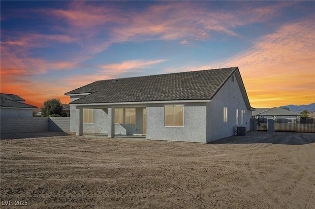 6761 South Sandpebble Street, Pahrump, NV 89061