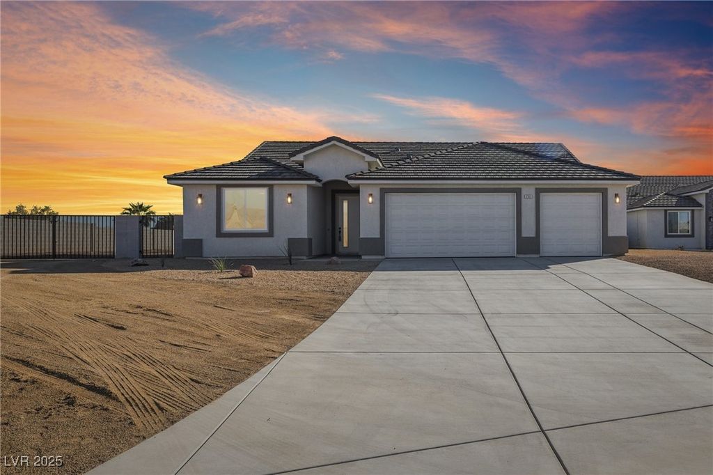 6761 South Sandpebble Street, Pahrump, NV 89061