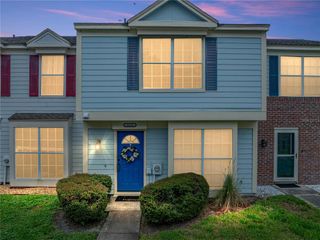 1816 MILL RUN CIRCLE, Tampa, FL 33613